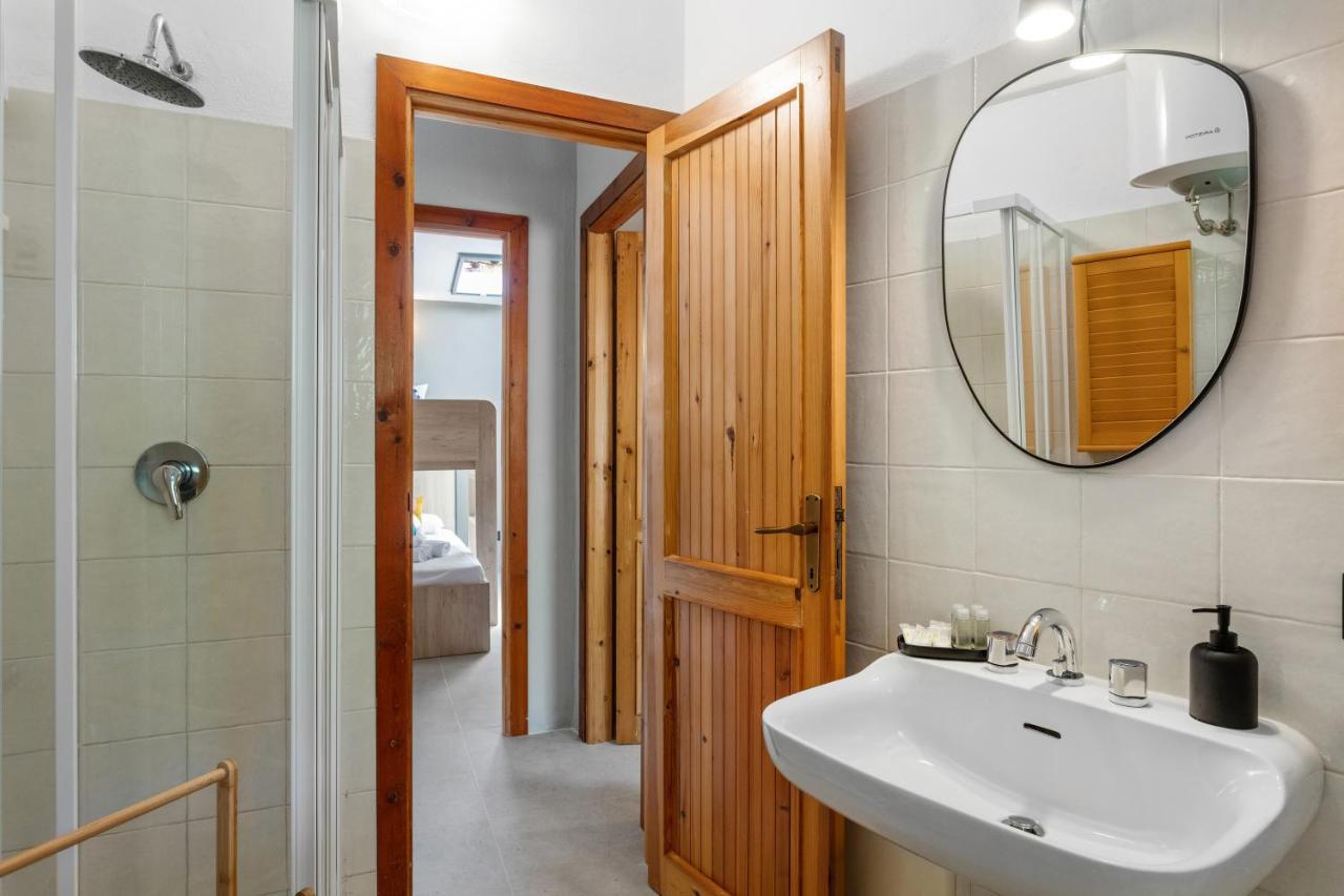 Baia Dorata Beach Apartment Porto Istana ภายนอก รูปภาพ