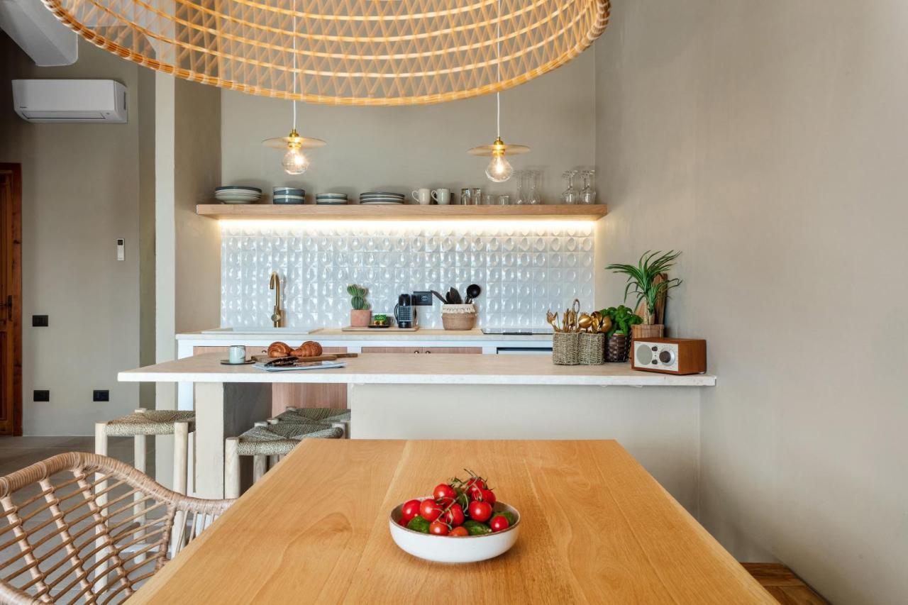 Baia Dorata Beach Apartment Porto Istana ภายนอก รูปภาพ